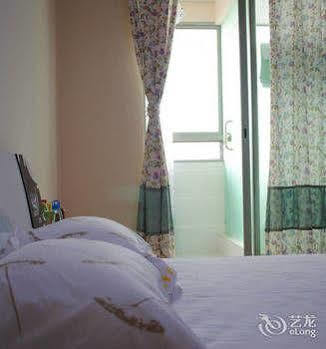 Kunming Colorful Cloud Apartment Hotel Exterior photo